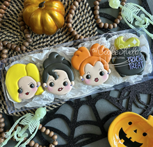Cargar imagen en el visor de la galería, Set Cortadores de Galleta Hocus Pocus Brujitas