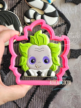 Cargar imagen en el visor de la galería, Cortador de Galleta Fantasma Apestoso