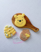Cargar imagen en el visor de la galería, Cortador de Galleta Osito Pooh
