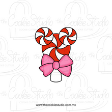 Cargar imagen en el visor de la galería, Cortador de Galleta Paleta Ratoncito Navidad