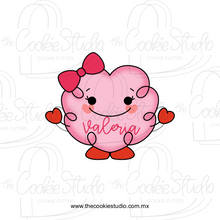 Cargar imagen en el visor de la galería, Cortador de Galleta Peluche Corazón Moño
