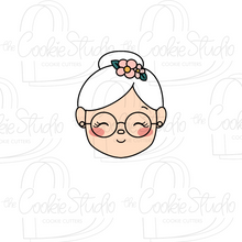 Cargar imagen en el visor de la galería, Cortador de Galleta Abuela