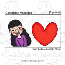 Cargar imagen en el visor de la galería, Set Cortadores de Galleta Bety