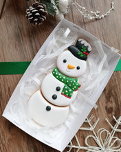 Cargar imagen en el visor de la galería, Set Cortadores de Galleta Arma Tu Muñeco de Nieve (3 Piezas)