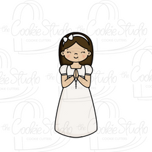 Cargar imagen en el visor de la galería, Cortador de Galleta Niña Comunión
