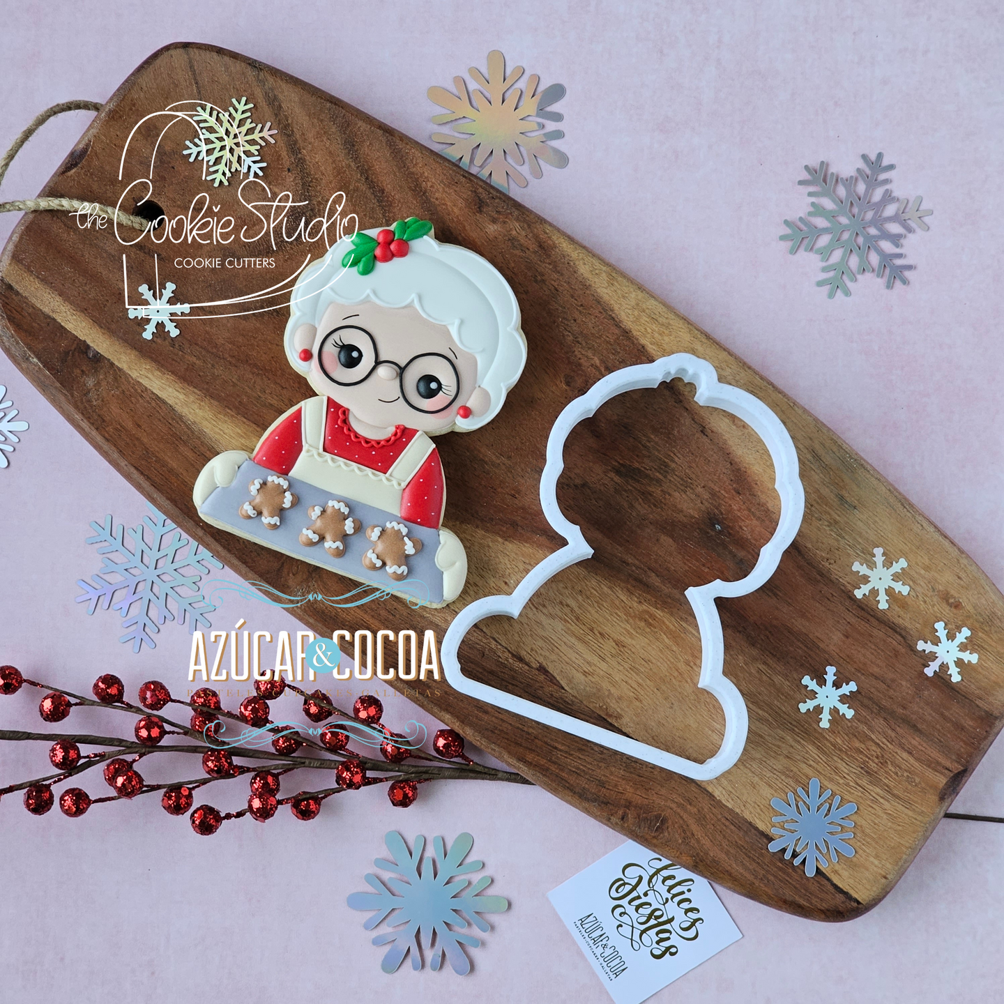 Cortador de Galleta Señora Claus Horneando